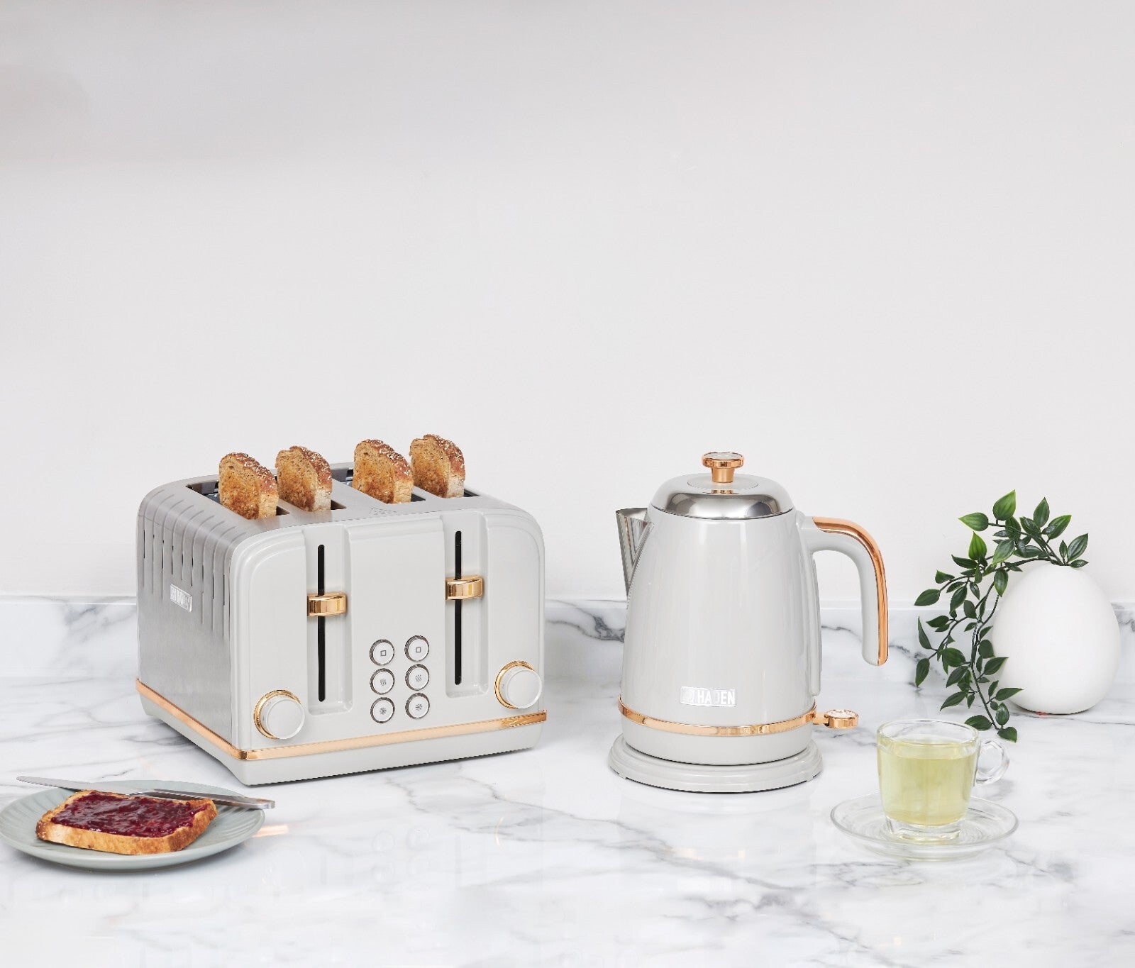 Haden Salcombe Grey & Copper Kettle