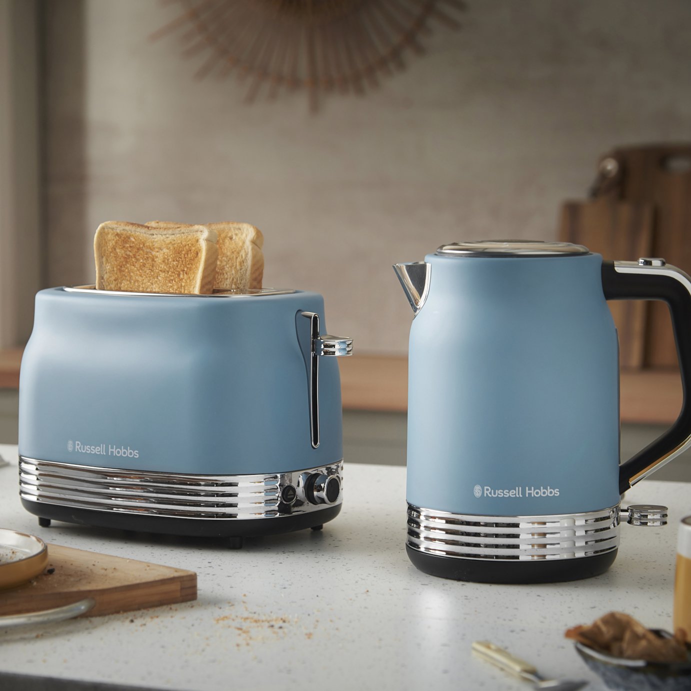 Russell Hobbs Hanley Retro Blue Kettle – 1.7L Rapid Boil Electric Kettle