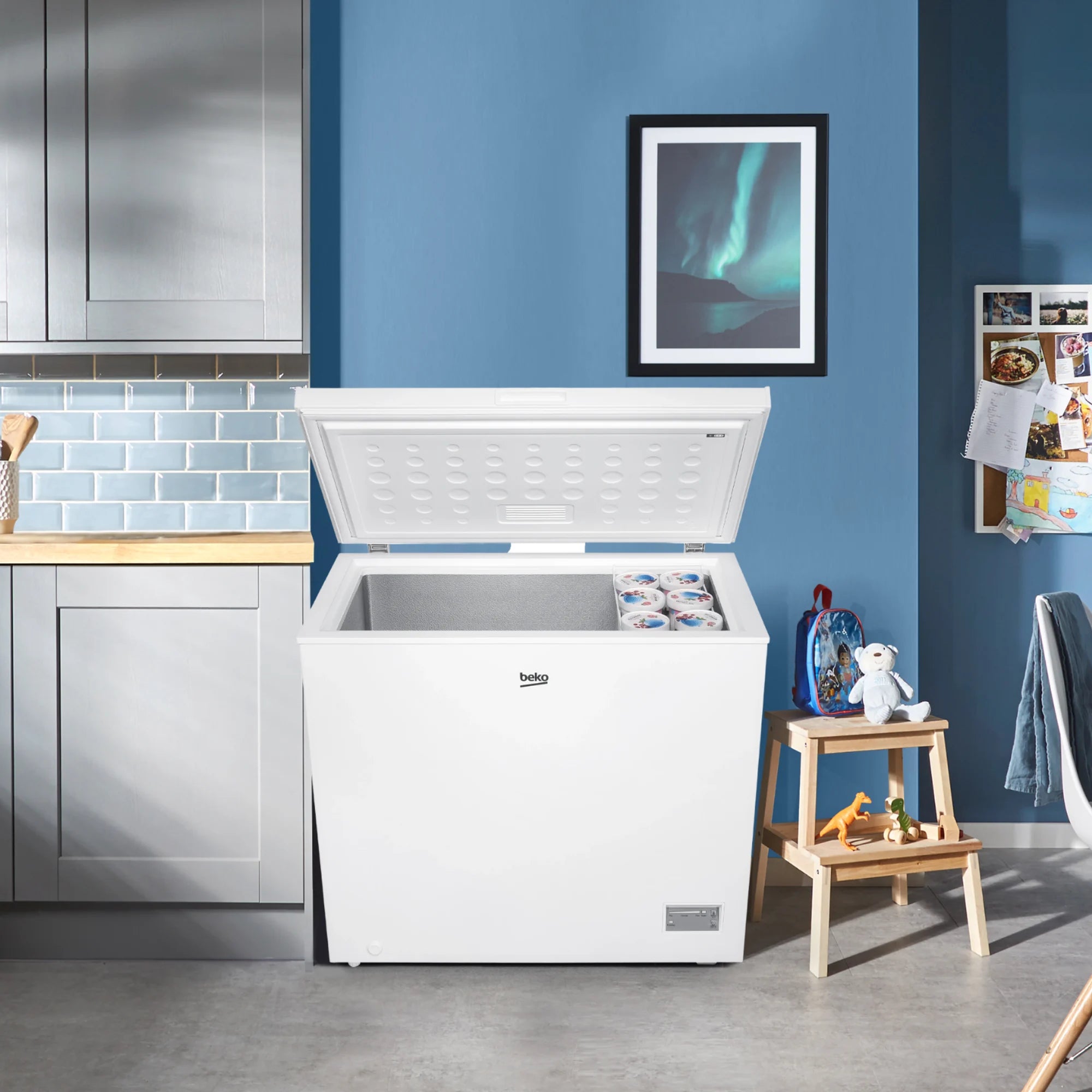 Beko CF4198W Chest Freezer - White 198 LITRE