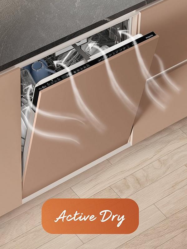 Hotpoint H7IHP42LUK Built in 15 Place Settings Dishwasher