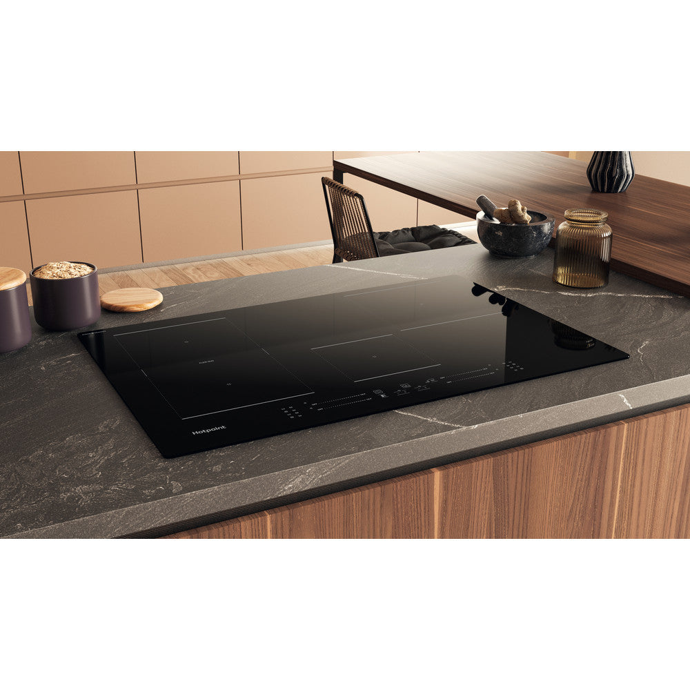 Hotpoint Easy Clean CleanProtect Induction Hob 77cm - TS6477CCPNE