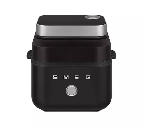 Smeg AFC01BLMUK Matte Black 7L Airfryer