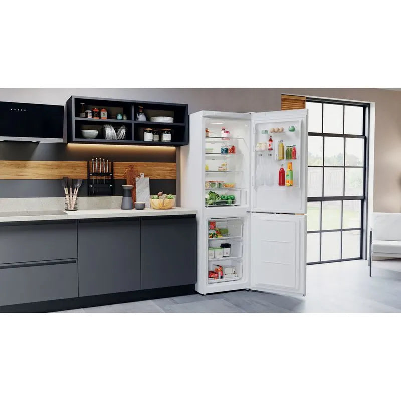 Hotpoint H5X82OW Total No Frost Fridge Freezer 60CM WIDE