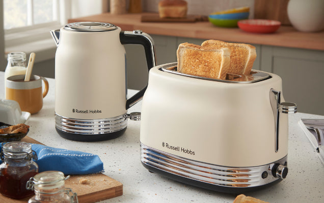 Russell Hobbs 28640 Hanley Kettle - Cream