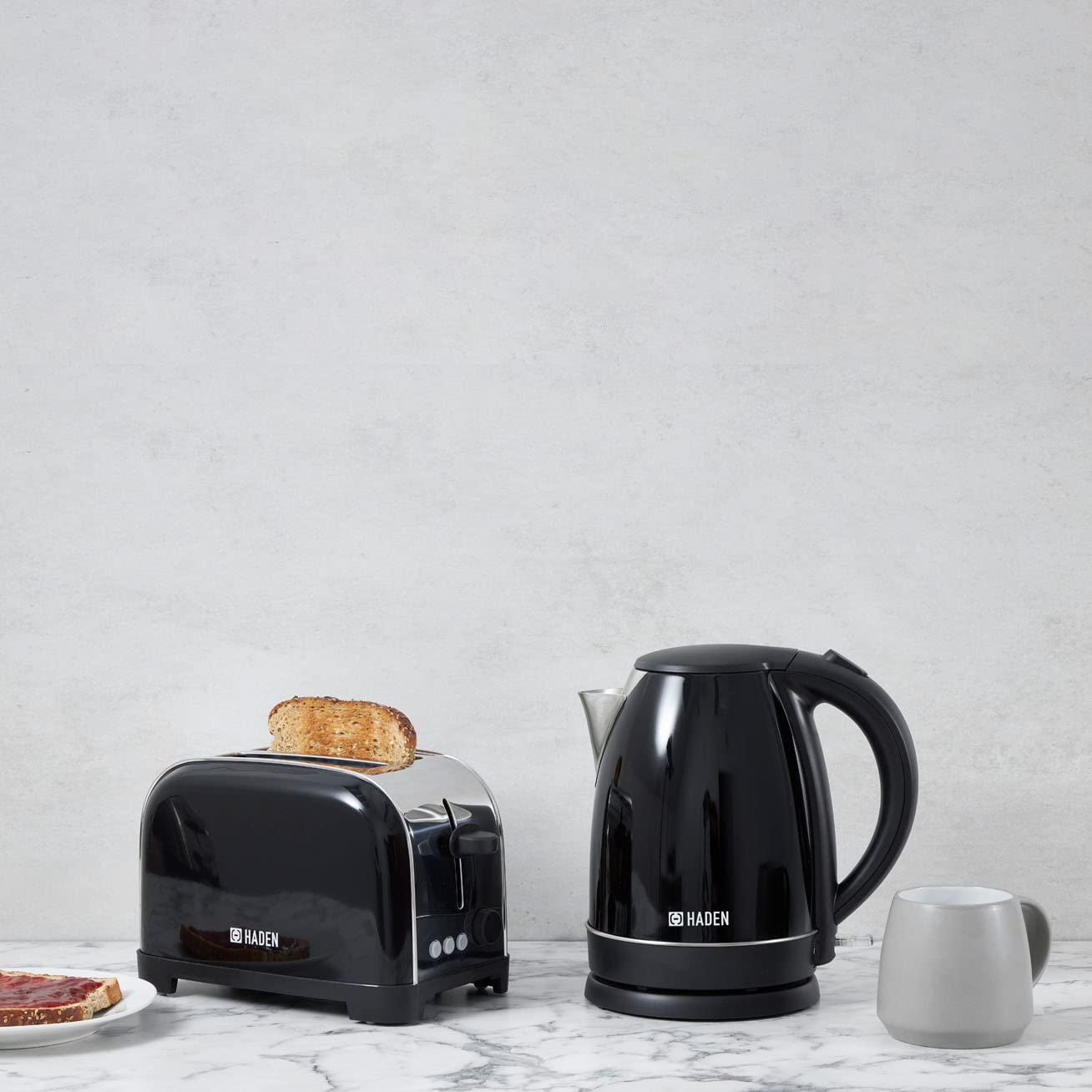 Haden Iver Black 2 Slice Toaster