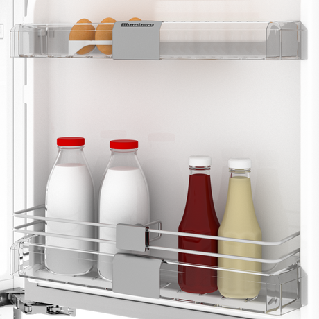 Blomberg TSM1654IU 59.5cm Integrated Under Counter Larder Fridge - White