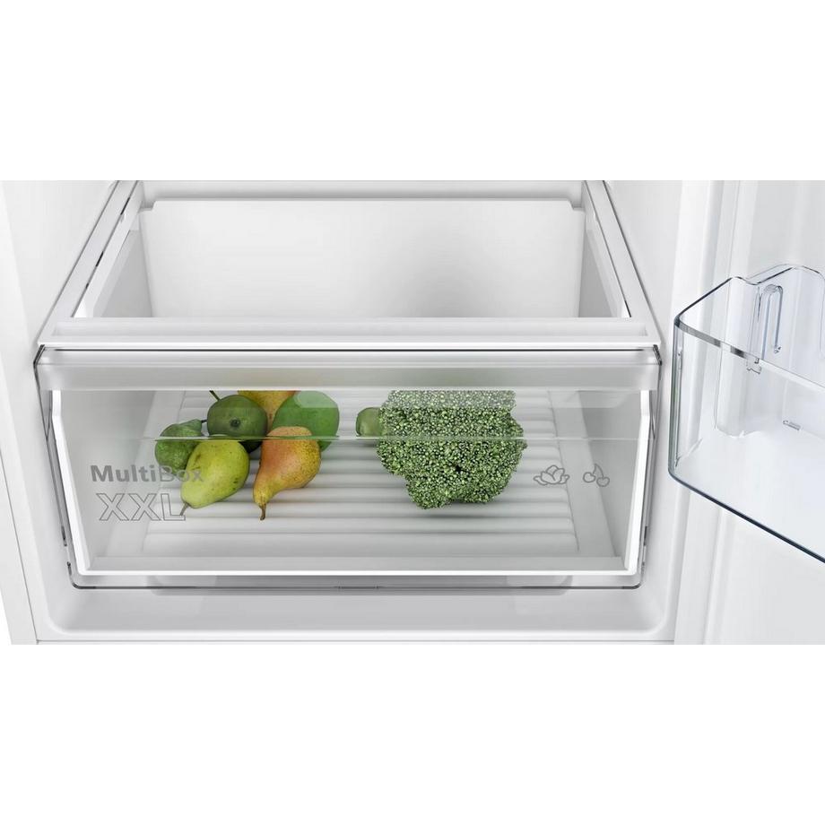 Bosch KIN86NSE0G 54.1cm 70/30 Integrated Frost Free Fridge Freezer