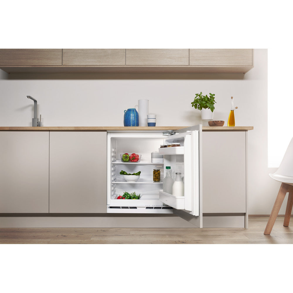 Indesit ila1 integrated under counter larder fridge