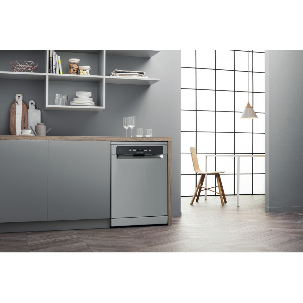 Hotpoint HFC3C26WCX Dishwasher - stainless steel