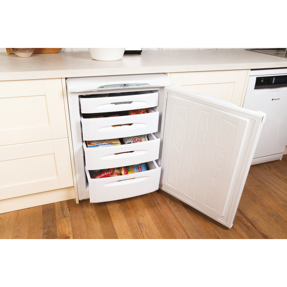 Hotpoint rza36p 60cm wide under counter freezer