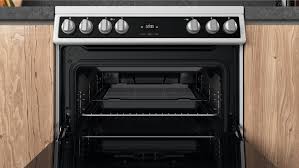 Hotpoint HDT67V9H2CW Ceramic Double Cooker -white