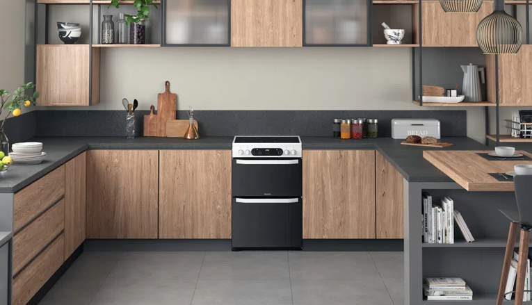 Hotpoint HDM67V9CMW Double Cooker - White